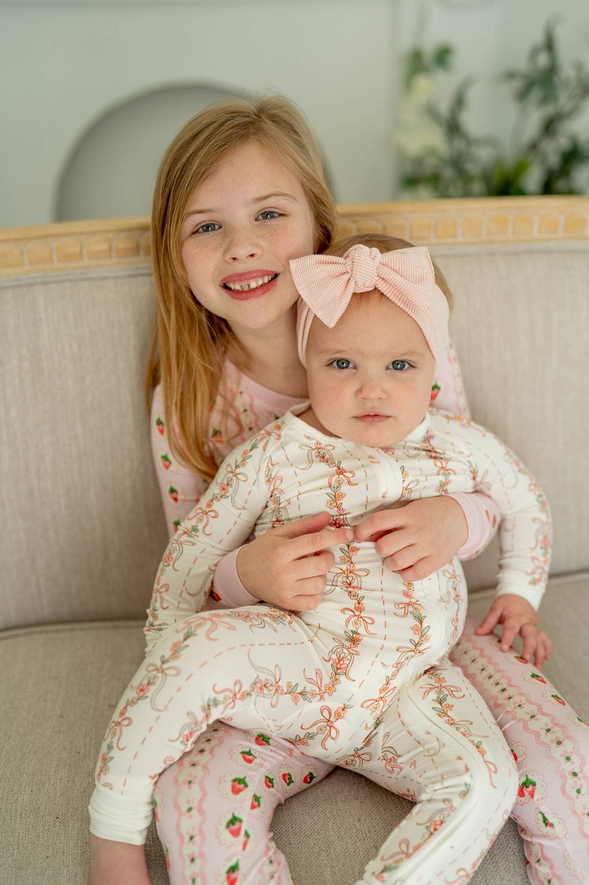 Springtime Floral Garland 🌸🎀 | Kids Convertible Zippy PJ