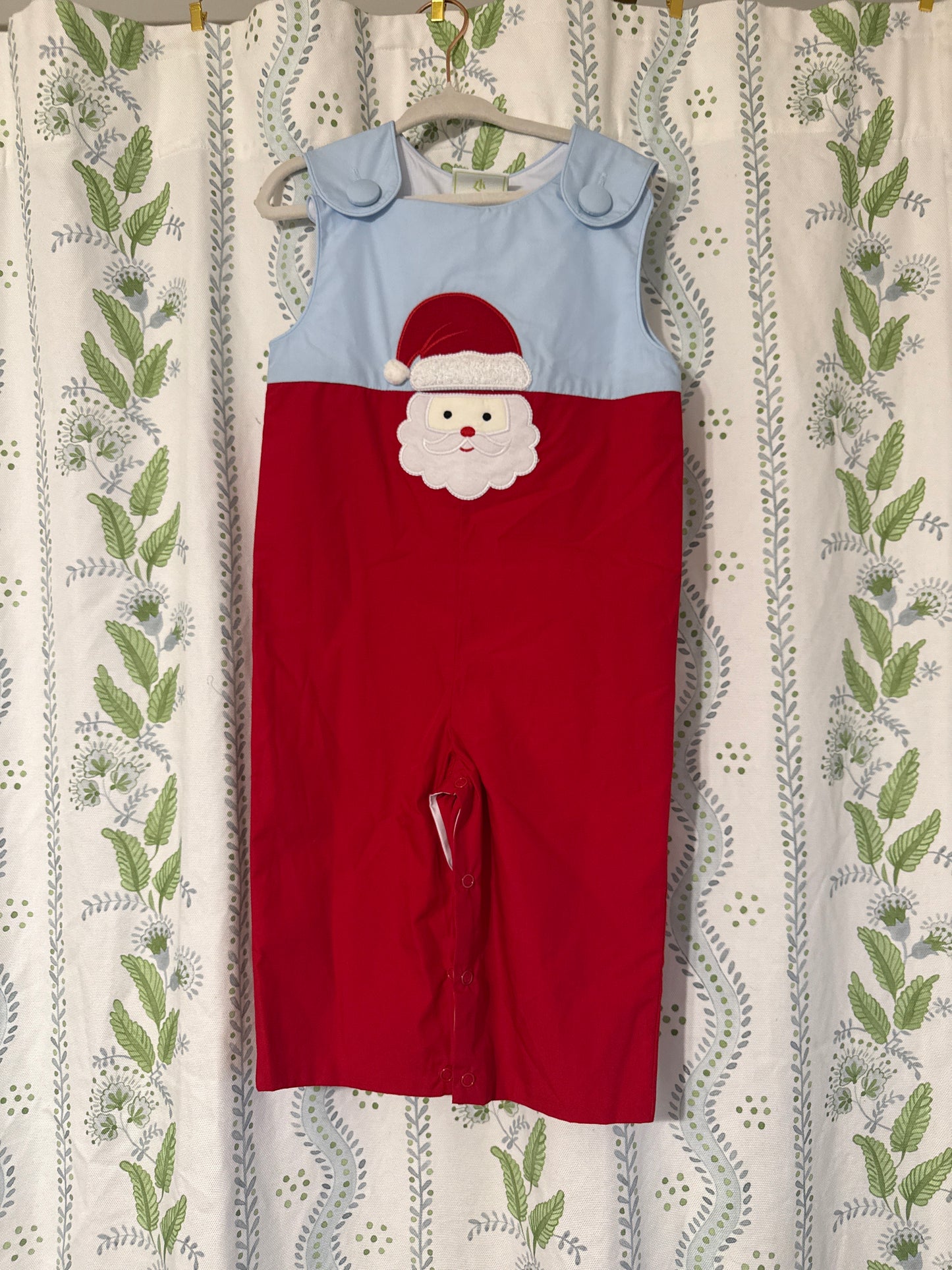 Santa Ashton Longall